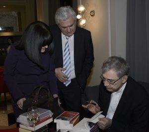 2. Orhan Pamuk 2. Orhan Pamuk